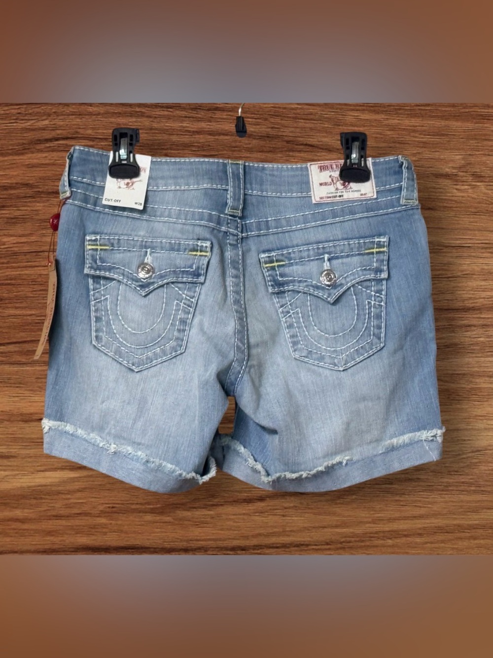 NWT True Religion Women's Cut-Off Denim Shorts SZ 28